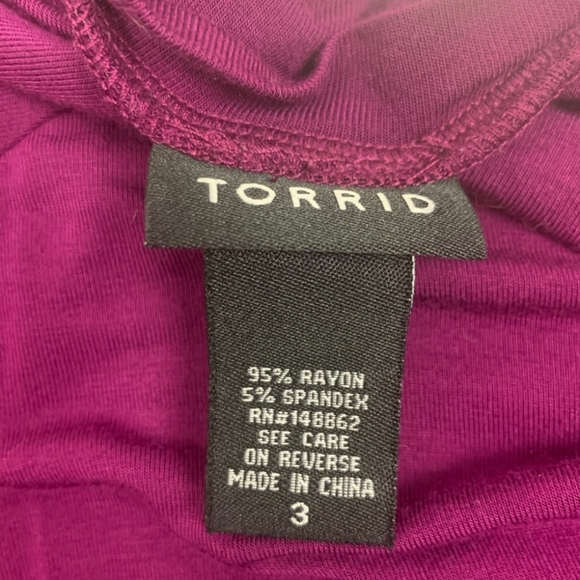 Torrid Embroidered Back Top Size 3 - Picture 7 of 8